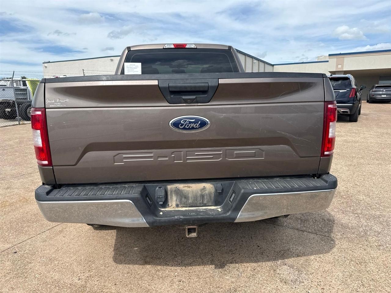 Ford F-150 Lariat 4WD SuperCab 8' Box 2018