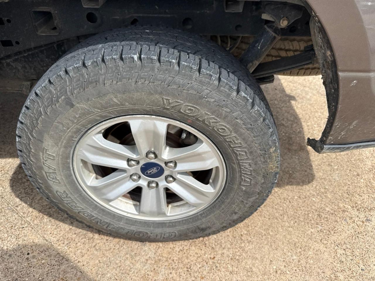Ford F-150 Lariat 4WD SuperCab 8' Box 2018