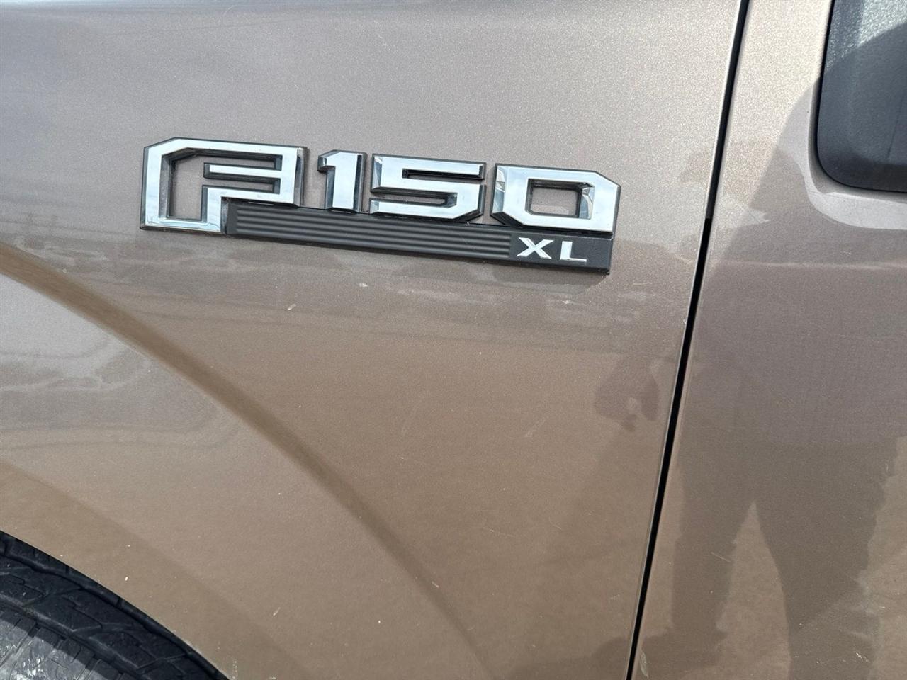 Ford F-150 Lariat 4WD SuperCab 8' Box 2018