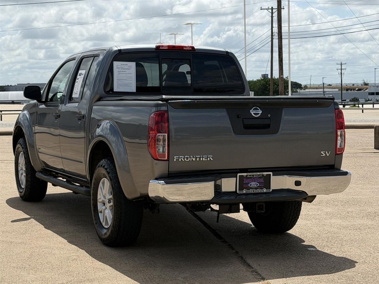 Nissan Frontier Crew Cab 4x2 SV V6 Auto 2017