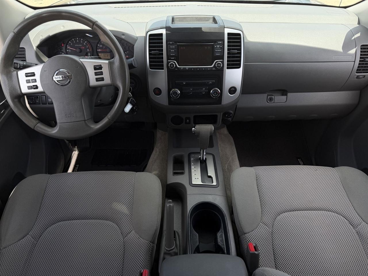 Nissan Frontier Crew Cab 4x2 SV V6 Auto 2017