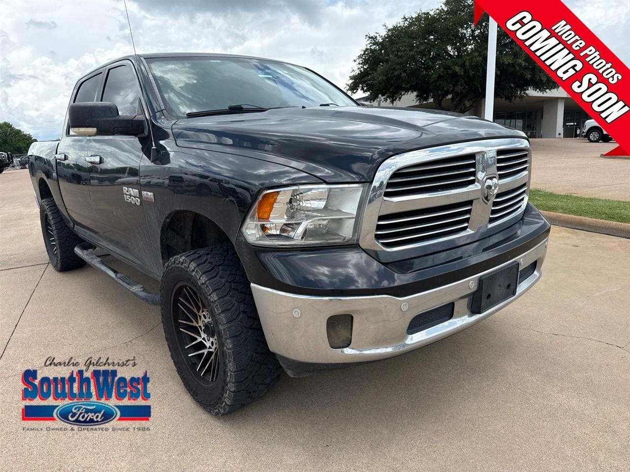 2016 RAM 1500 2WD Crew Cab 140.5" Lone Star