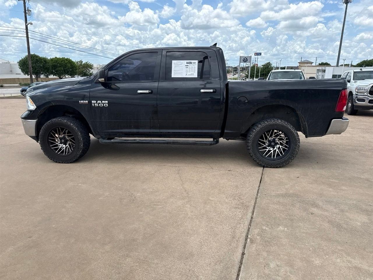 RAM 1500 2WD Crew Cab 140.5" Lone Star 2016