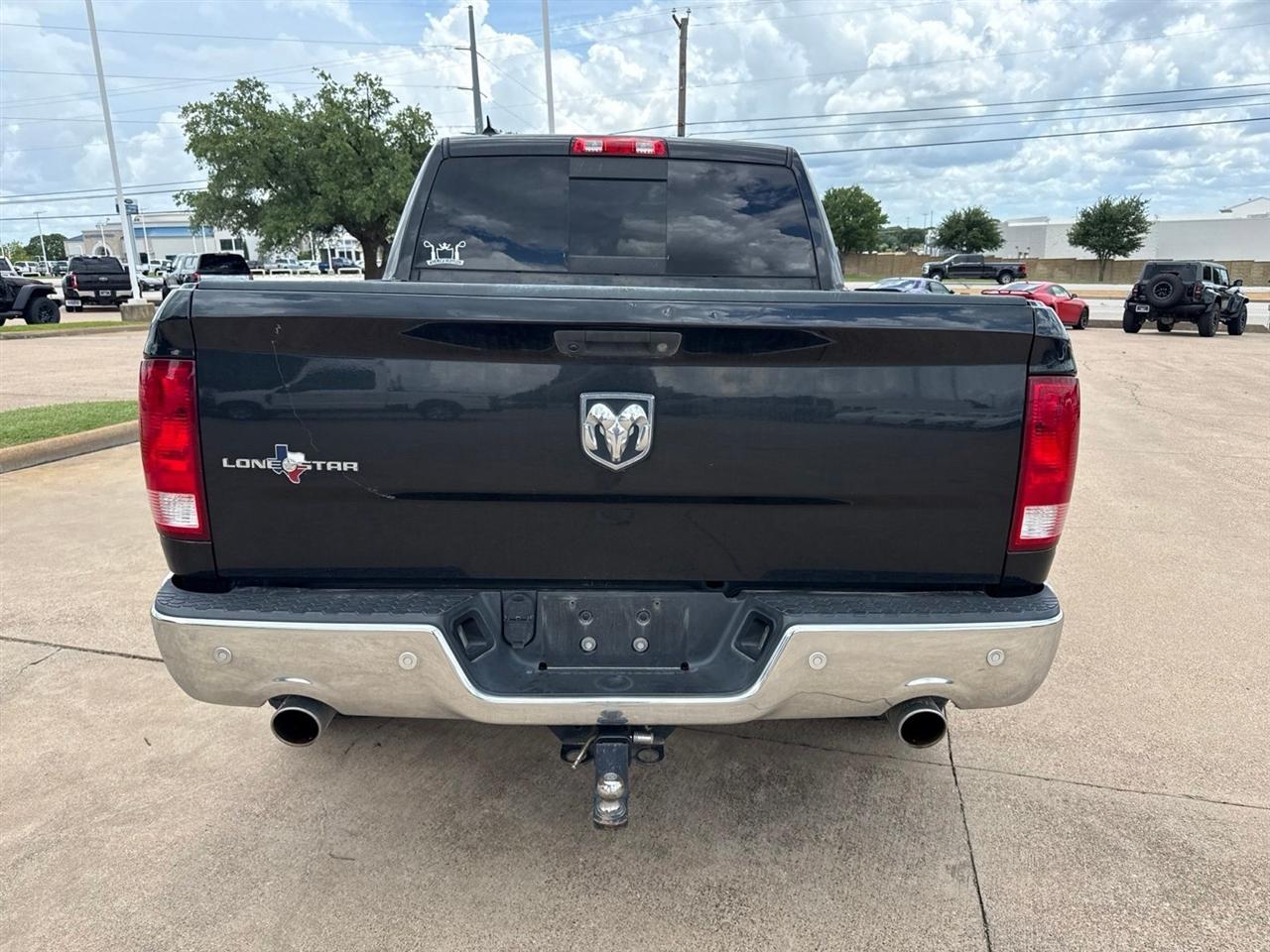 RAM 1500 2WD Crew Cab 140.5" Lone Star 2016