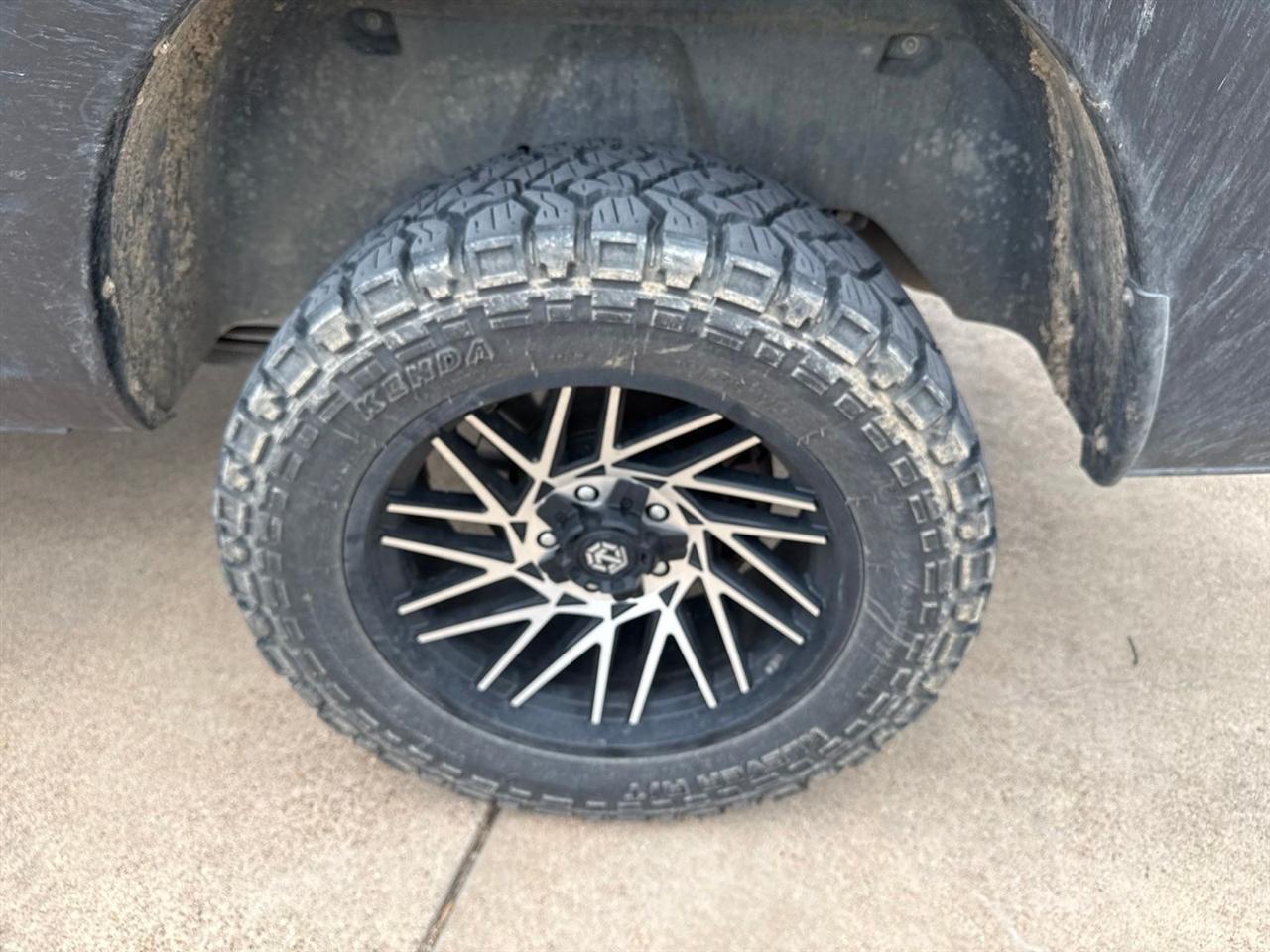 RAM 1500 2WD Crew Cab 140.5" Lone Star 2016