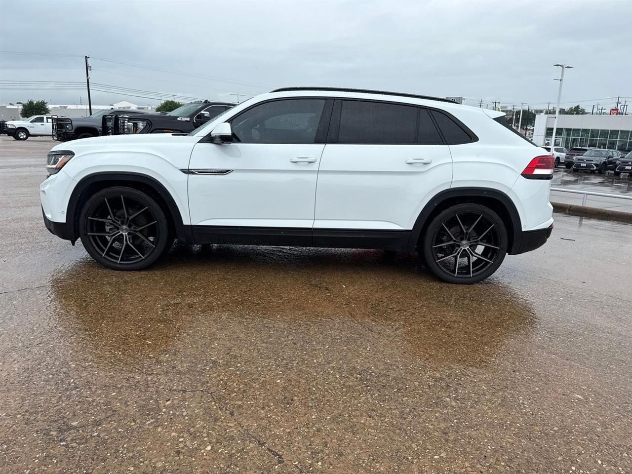 Volkswagen Atlas Cross Sport 3.6L V6 SEL Premium 4MOTION 2021