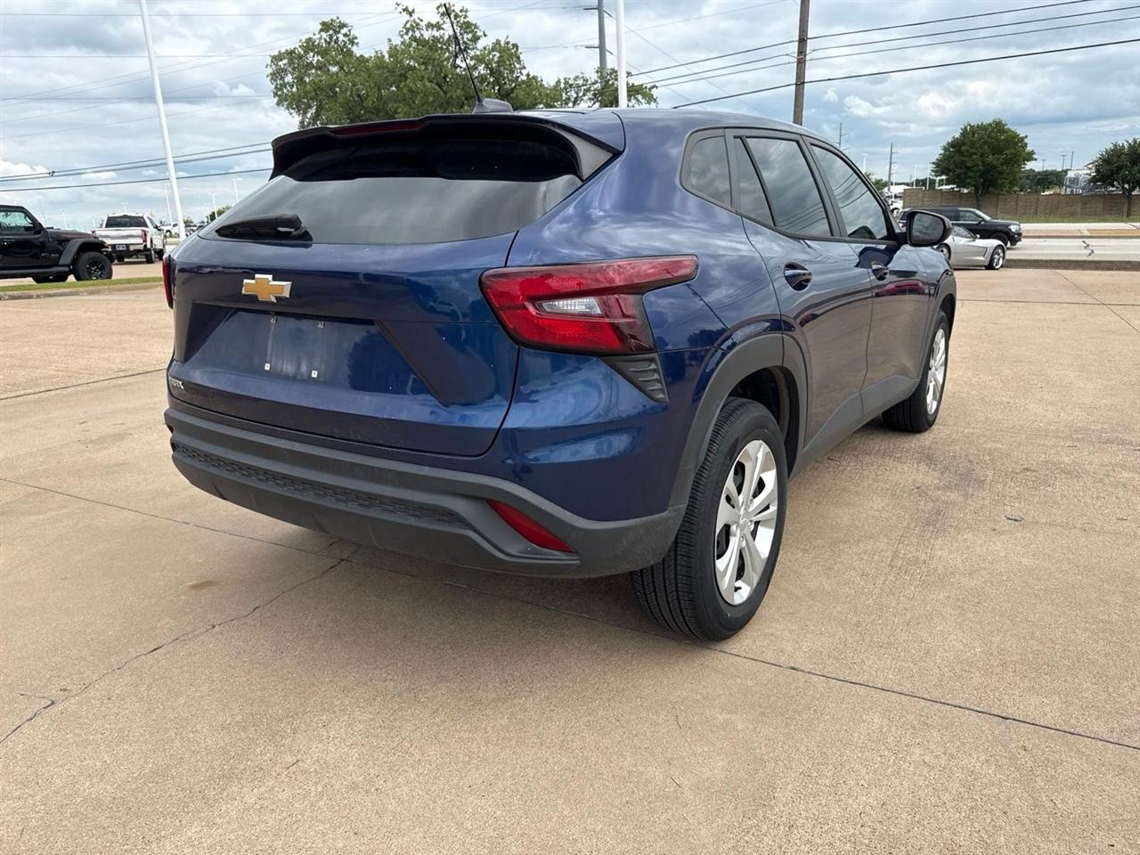 Chevrolet Trax FWD 4dr LS 2024