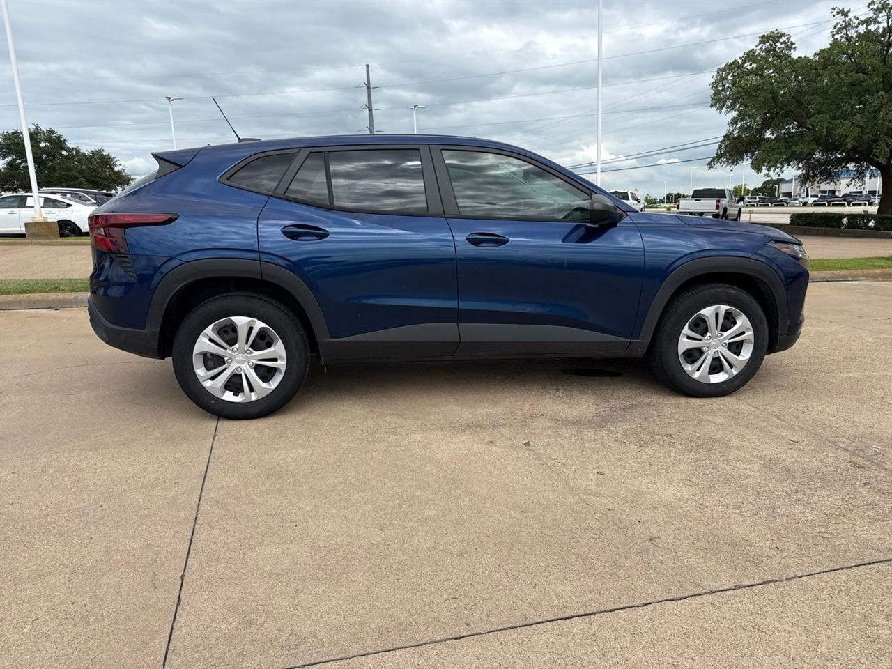 Chevrolet Trax FWD 4dr LS 2024