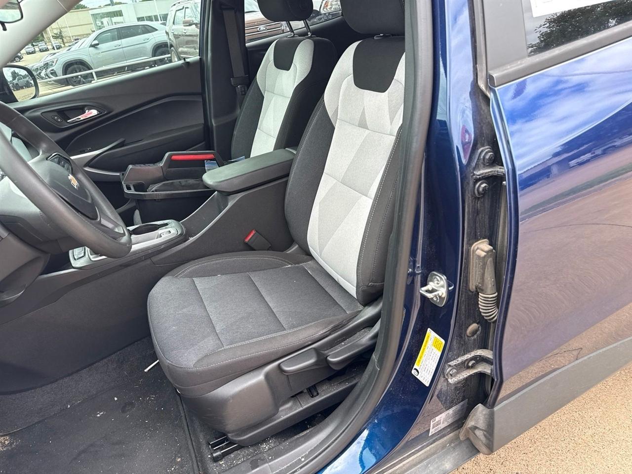 Chevrolet Trax FWD 4dr LS 2024