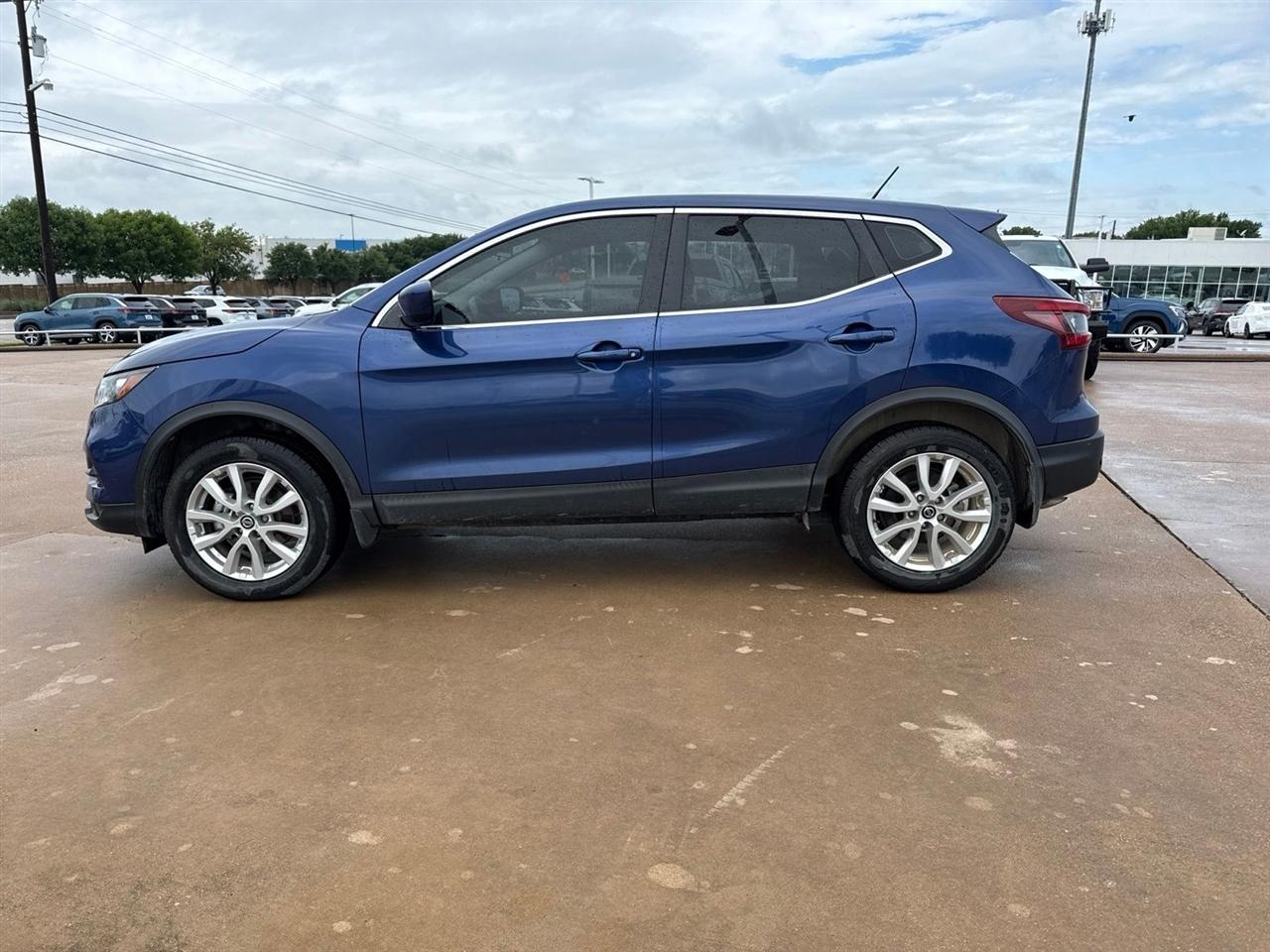 Nissan Rogue Sport FWD S 2021