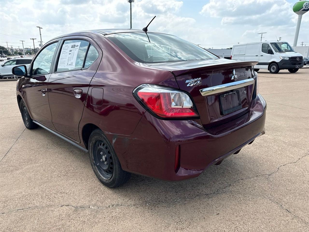 Mitsubishi Mirage G4 Black Edition CVT 2022