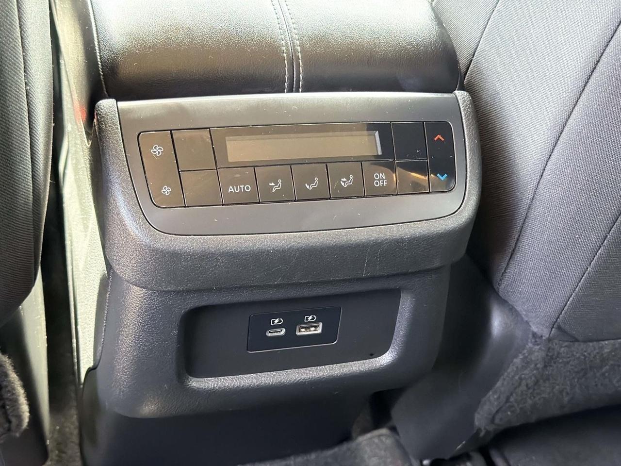 Nissan Pathfinder SV 2WD 2022