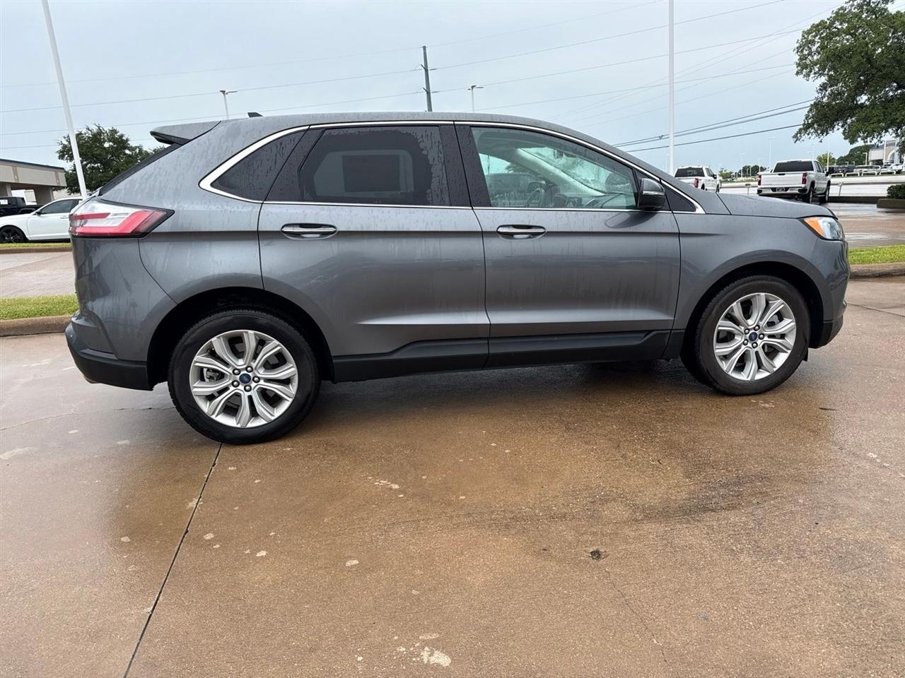 Ford Edge Titanium AWD 2022