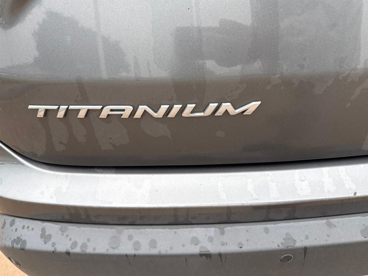 Ford Edge Titanium AWD 2022