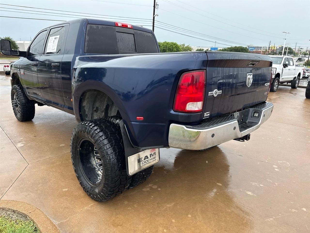 RAM 3500 4WD Mega Cab 160.5" Lone Star 2012
