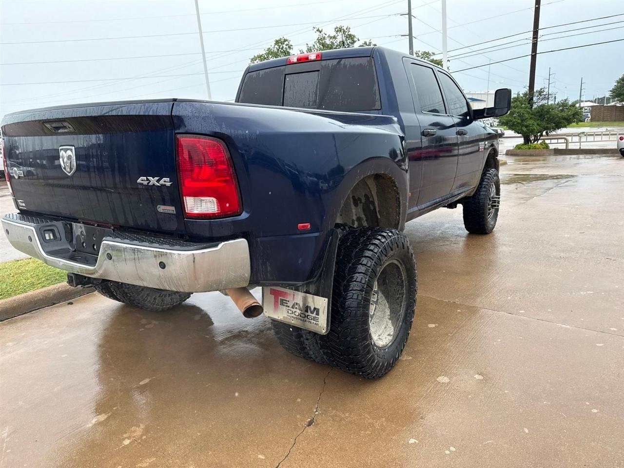RAM 3500 4WD Mega Cab 160.5" Lone Star 2012