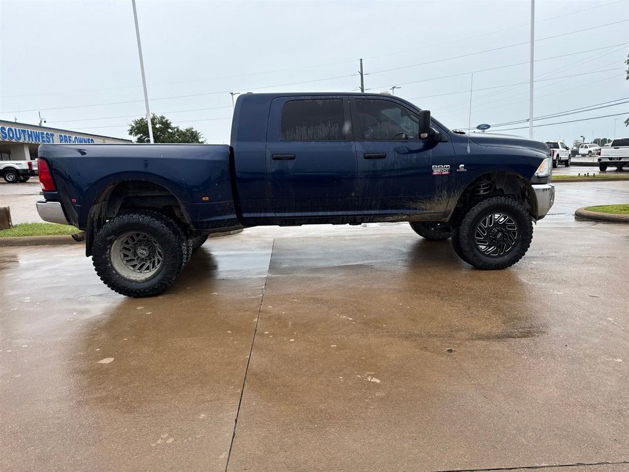RAM 3500 4WD Mega Cab 160.5" Lone Star 2012