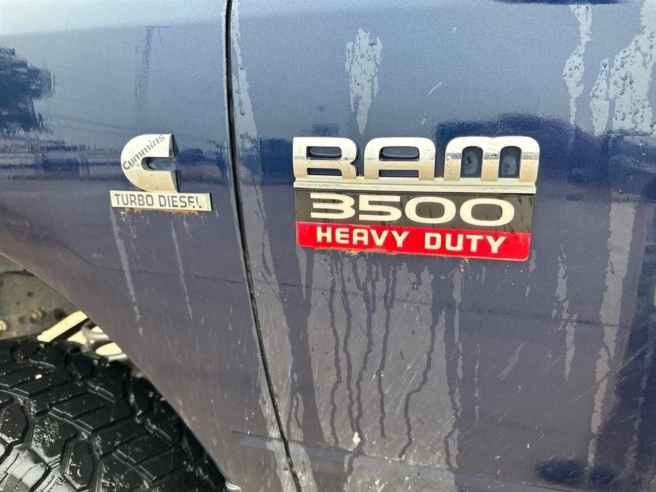 RAM 3500 4WD Mega Cab 160.5" Lone Star 2012