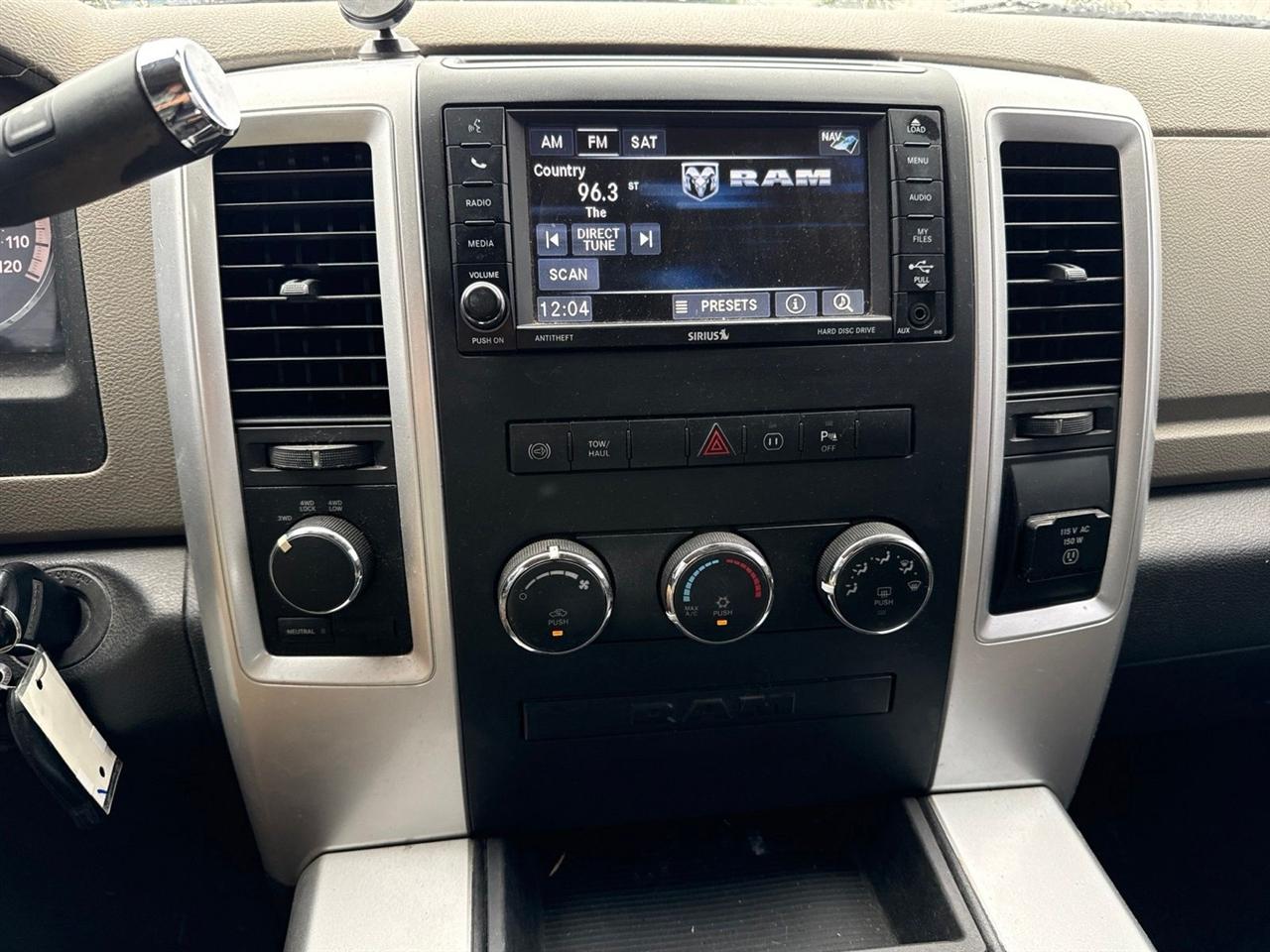 RAM 3500 4WD Mega Cab 160.5" Lone Star 2012