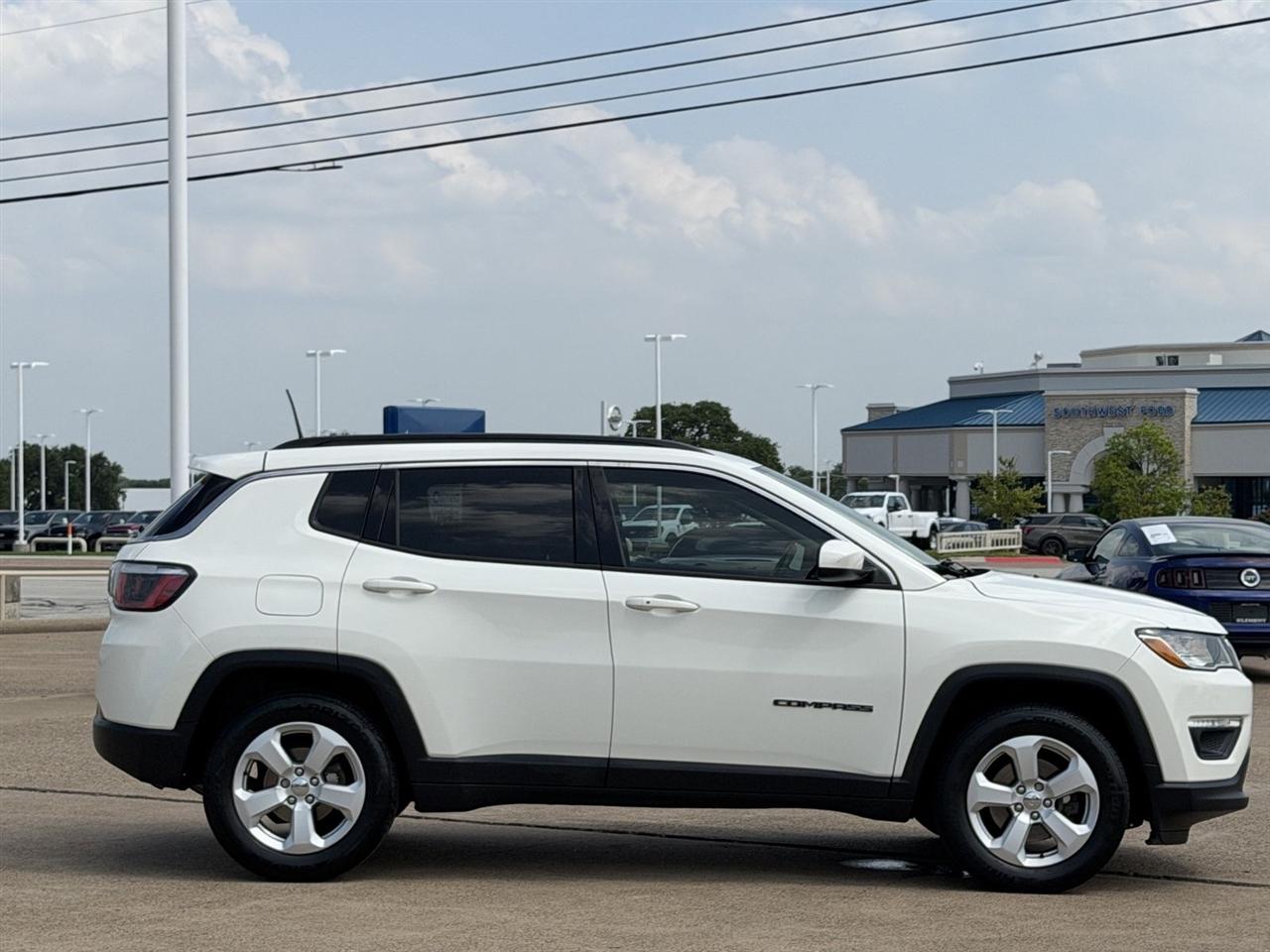 Jeep Compass Latitude FWD 2018