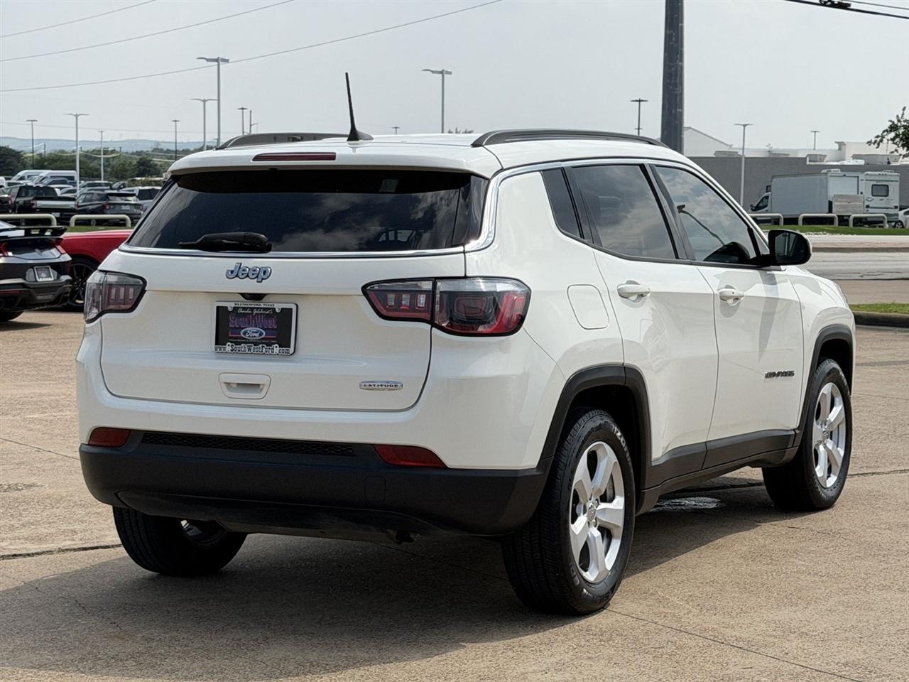 Jeep Compass Latitude FWD 2018
