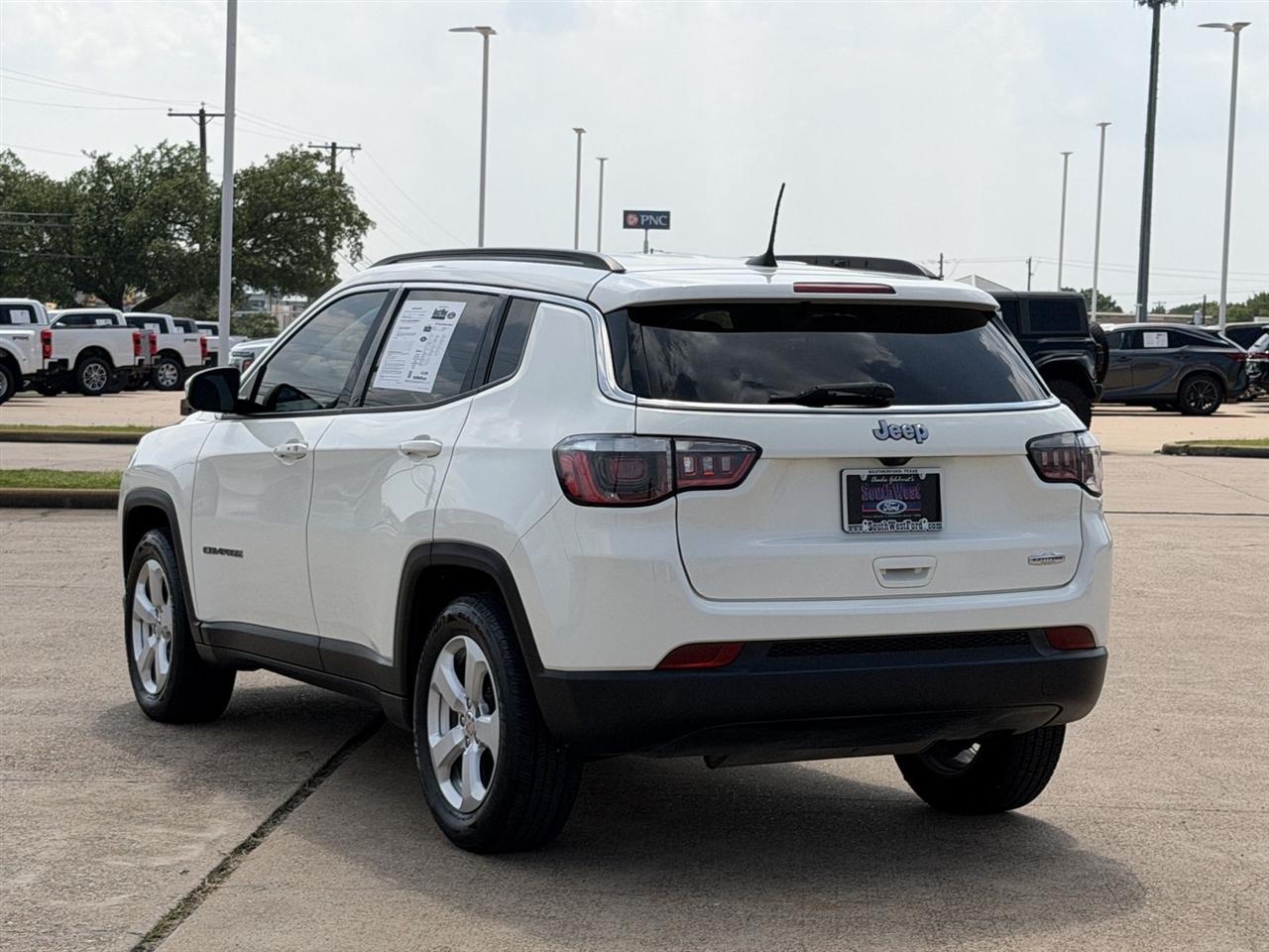 Jeep Compass Latitude FWD 2018