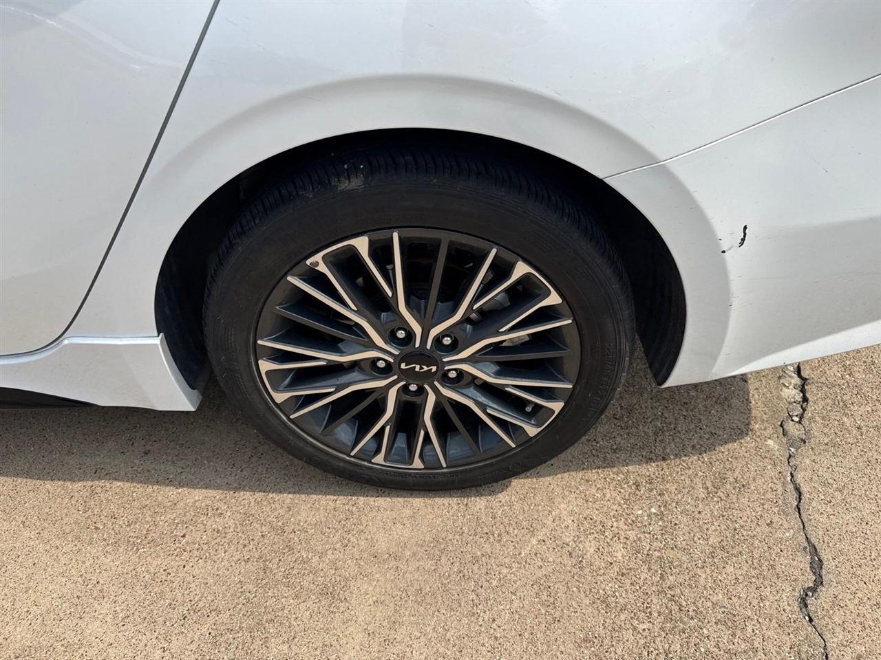 Kia Forte GT-Line IVT 2024