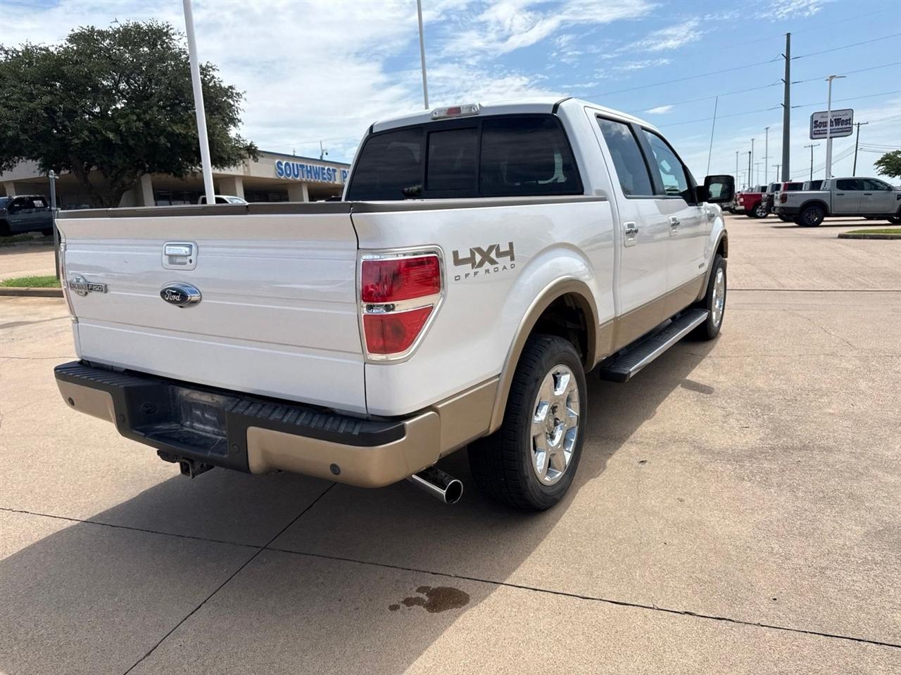 Ford F-150 4WD SuperCrew 145" King Ranch 2014