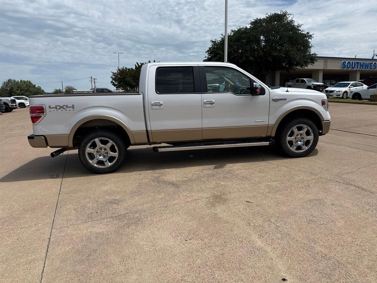 Ford F-150 4WD SuperCrew 145" King Ranch 2014