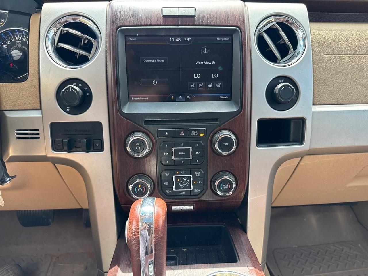 Ford F-150 4WD SuperCrew 145" King Ranch 2014
