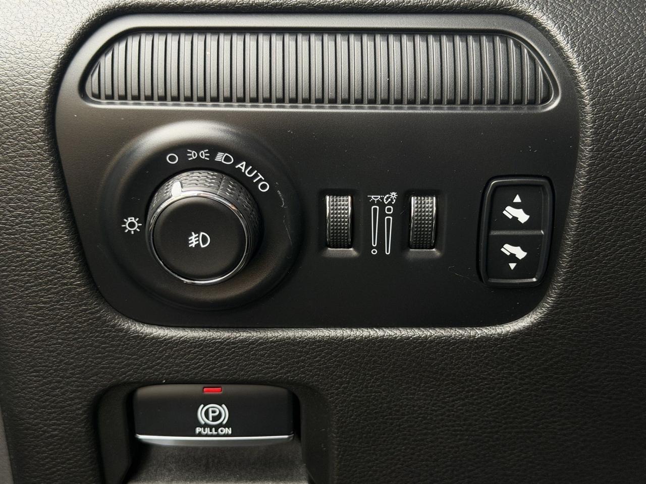 Jeep Wagoneer Series II 4x4 2022