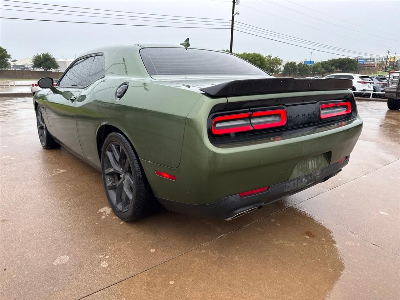 Dodge Challenger R/T RWD 2023