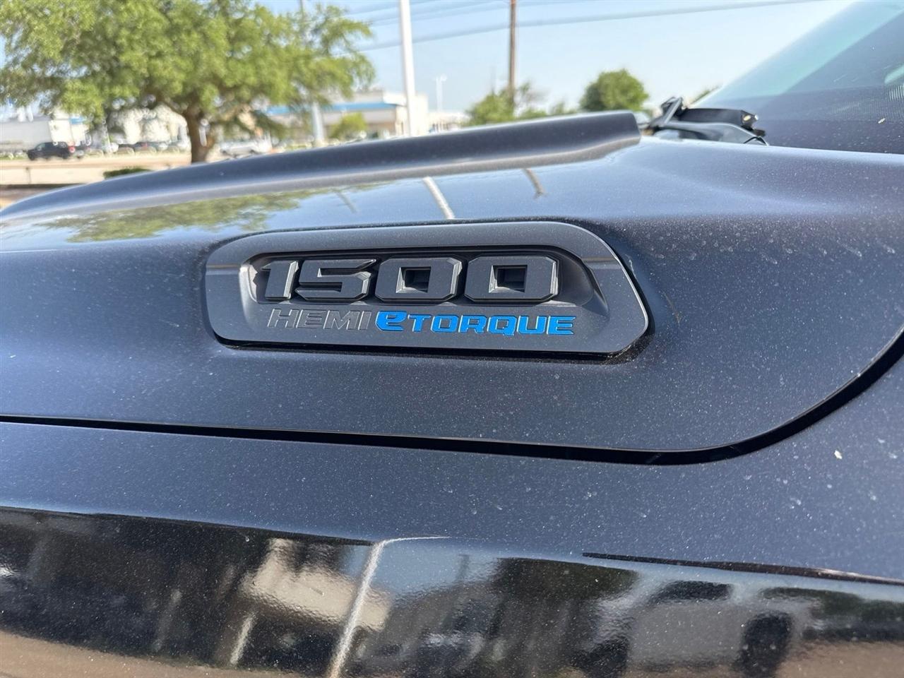 RAM 1500 Lone Star 4x2 Quad Cab 6'4" Box 2022
