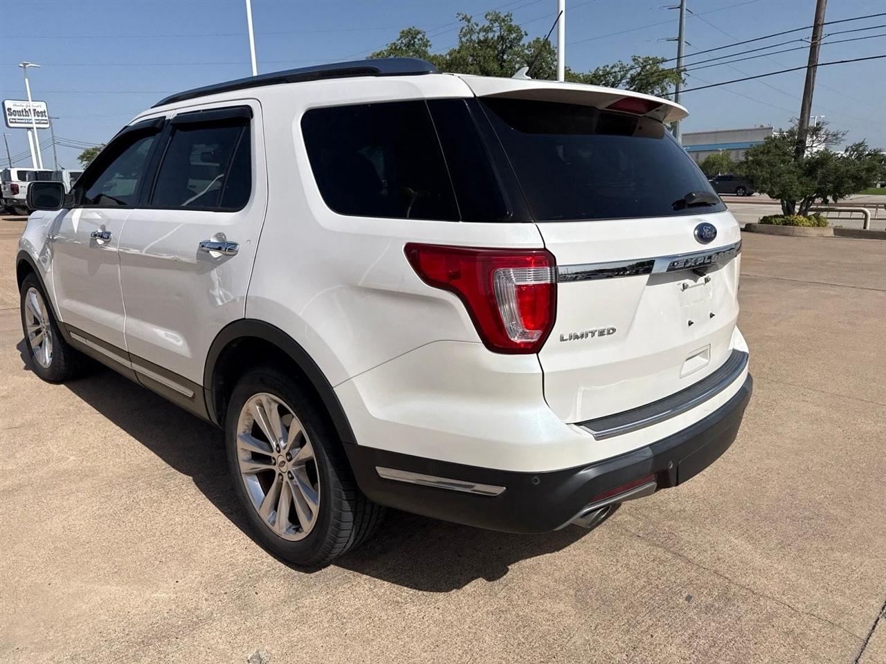 Ford Explorer Limited 4WD 2019