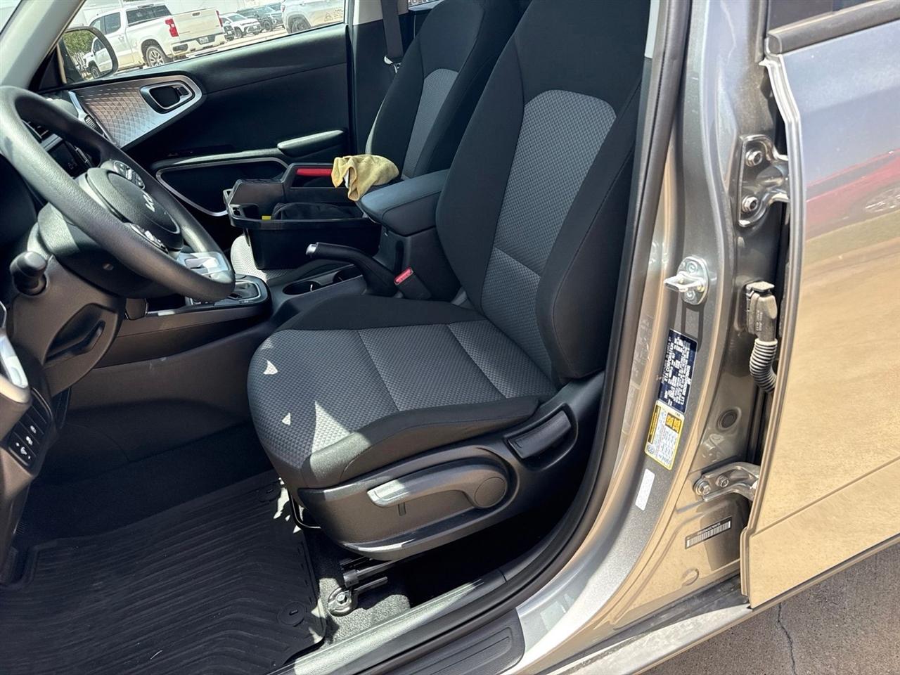 Kia Soul LX FWD 2025