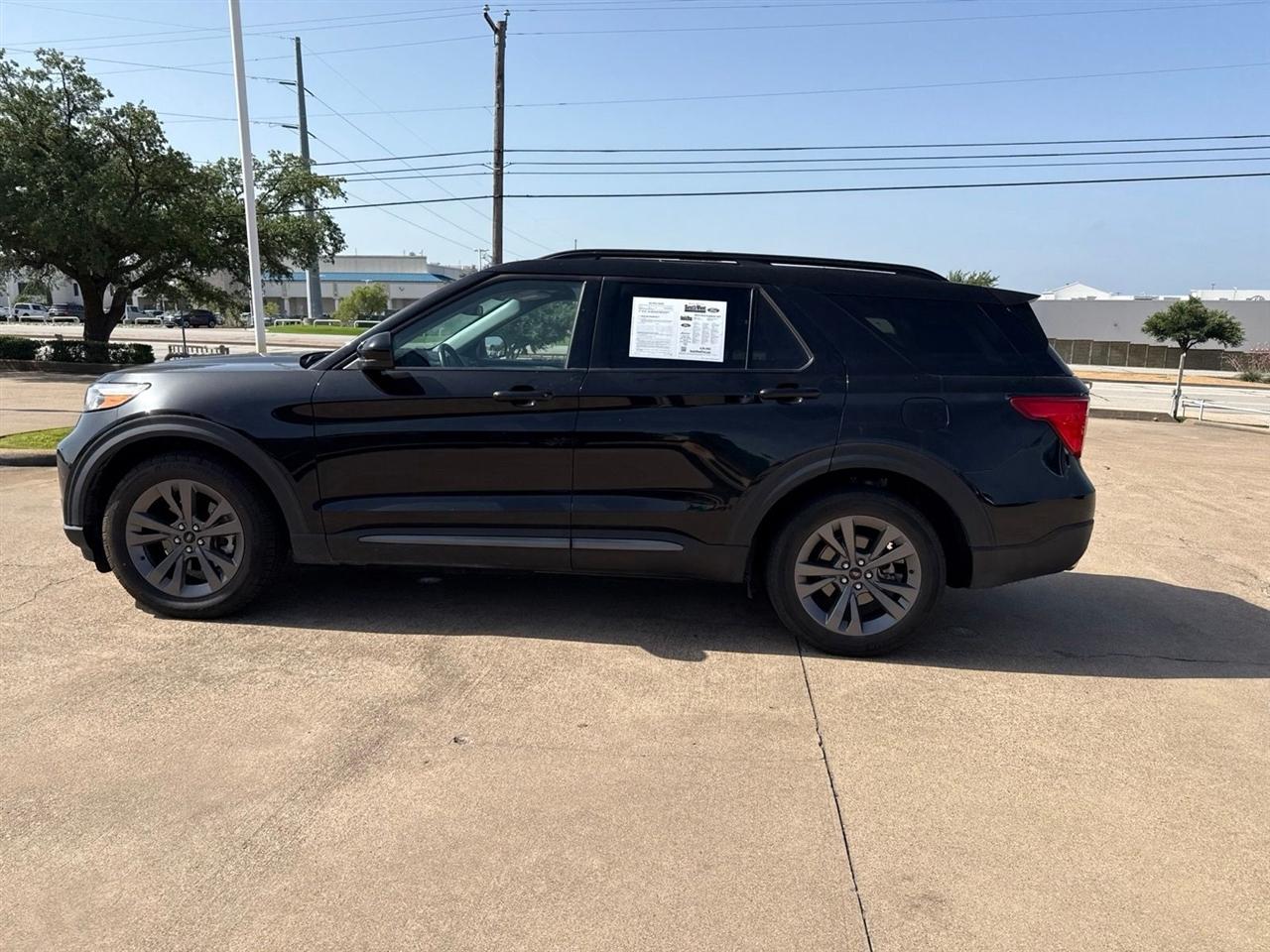Ford Explorer XLT RWD 2023