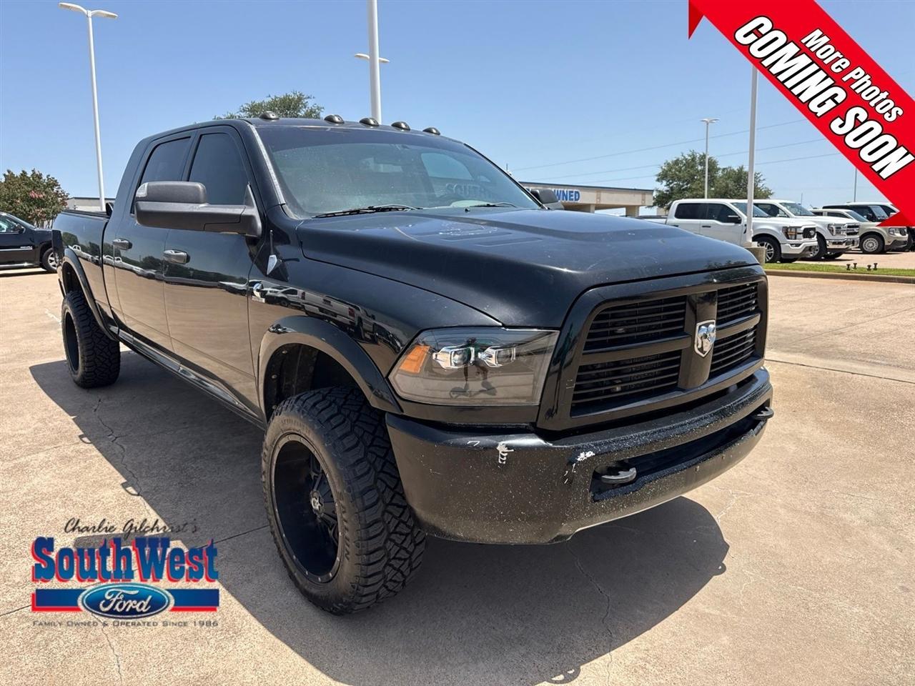 2012 RAM 2500 4WD Mega Cab 160.5" Outdoorsman