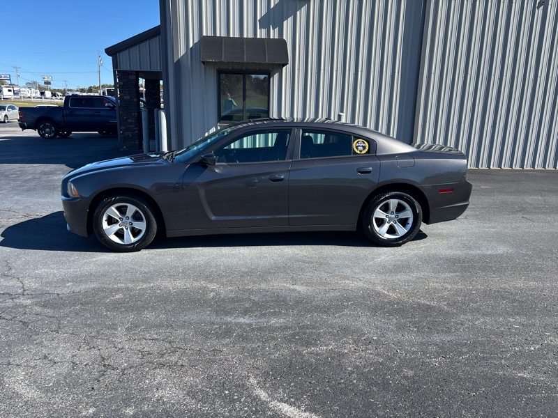 2014 Dodge Charger SXT photo 2