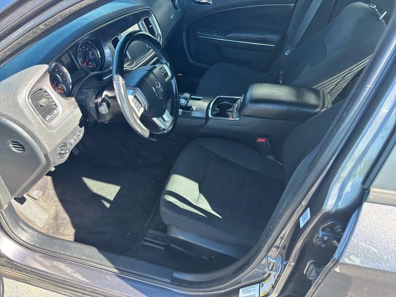 2014 Dodge Charger SXT photo 3