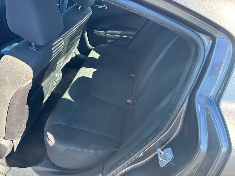 2014 Dodge Charger SXT photo 4