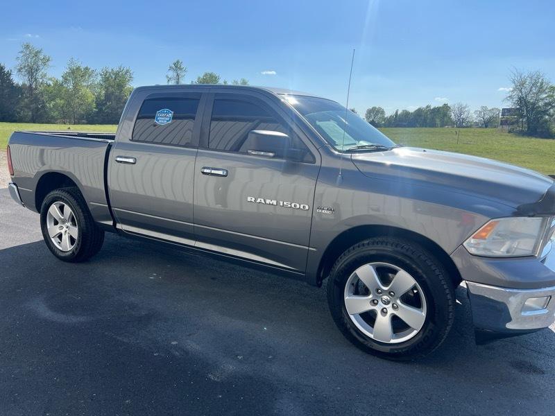 RAM 1500 ST Crew Cab 2WD 2011