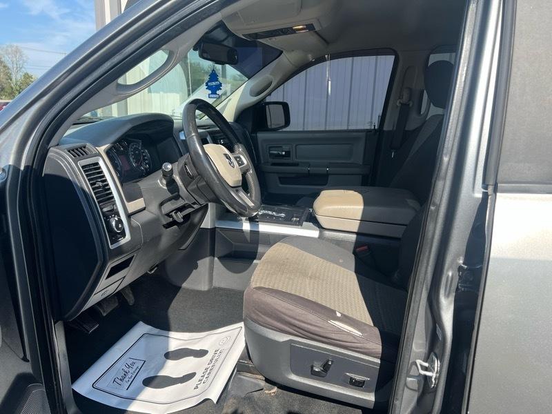 RAM 1500 ST Crew Cab 2WD 2011