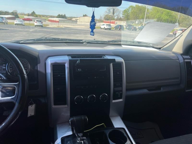 RAM 1500 ST Crew Cab 2WD 2011