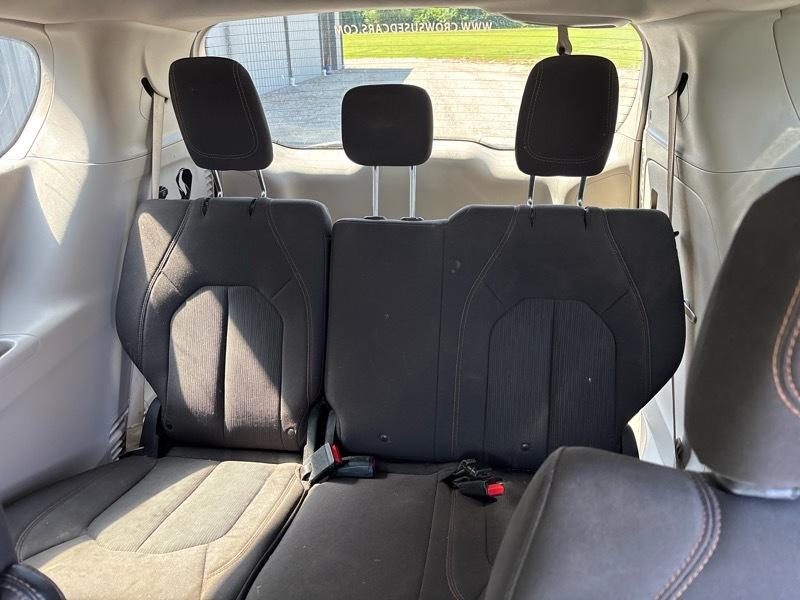 Chrysler Pacifica Touring 2017