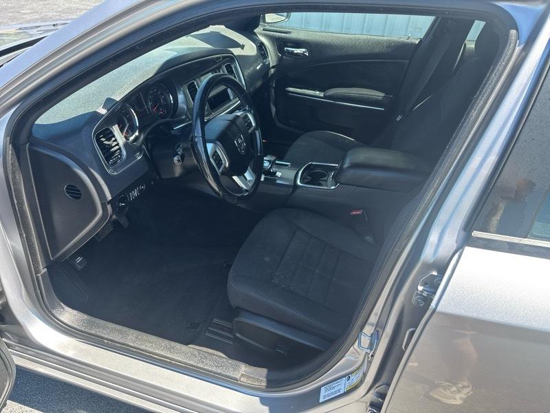 Dodge Charger SE 2013
