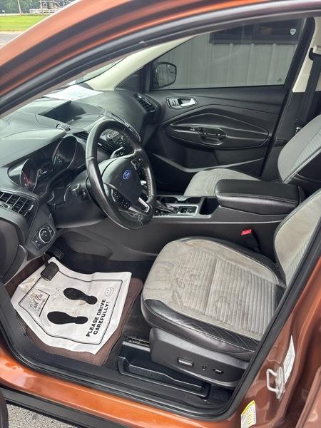 Ford Escape  2017