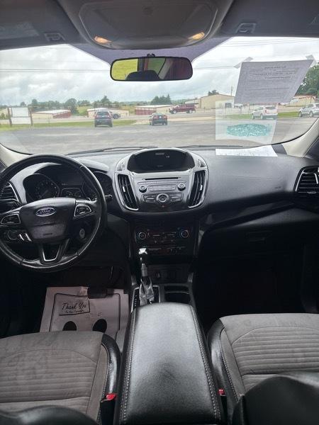 Ford Escape  2017
