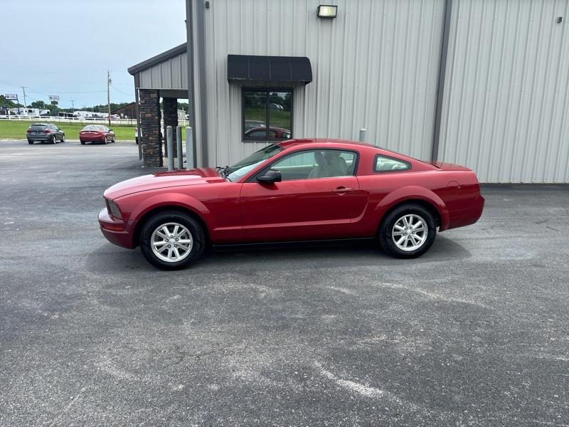 Ford Mustang  2008