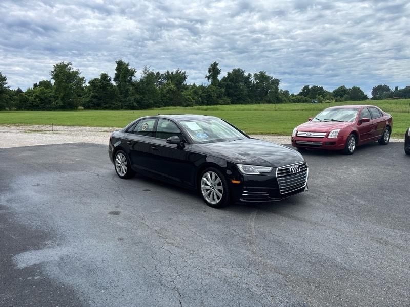 Audi A4 2.0T Premium Sedan 2017