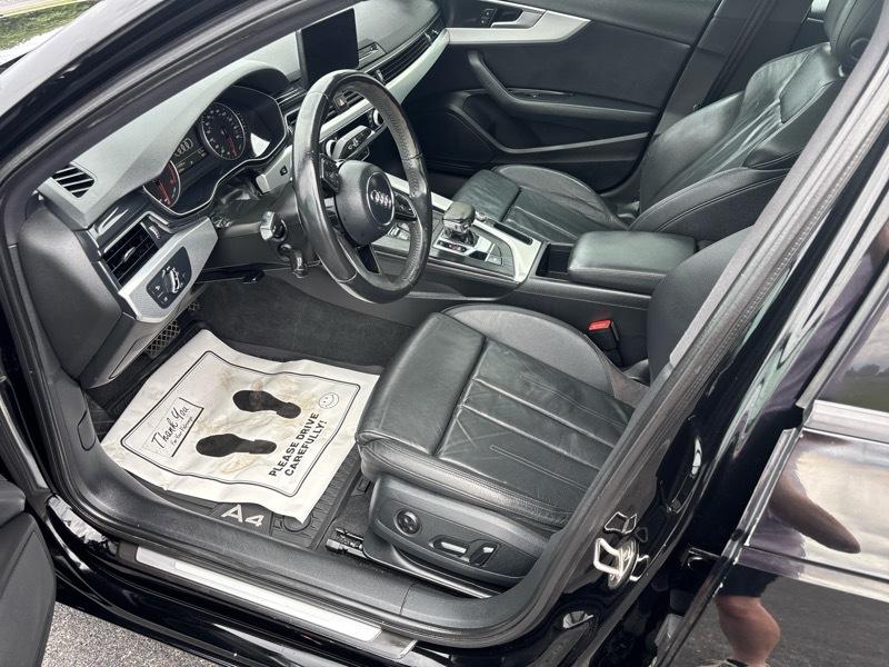 Audi A4 2.0T Premium Sedan 2017
